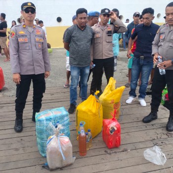 Polsek KPYS Amankan 90 Liter Sopi dalam Razia di KM. Sabuk Nusantara 87