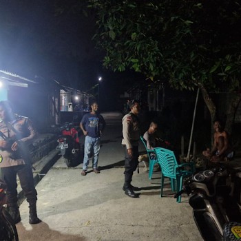 Antisipasi konflik lanjutan, Polsek Kormomolin intensifkan patroli di malam hari pada Desa Kilmasa dan Desa Lumasebu