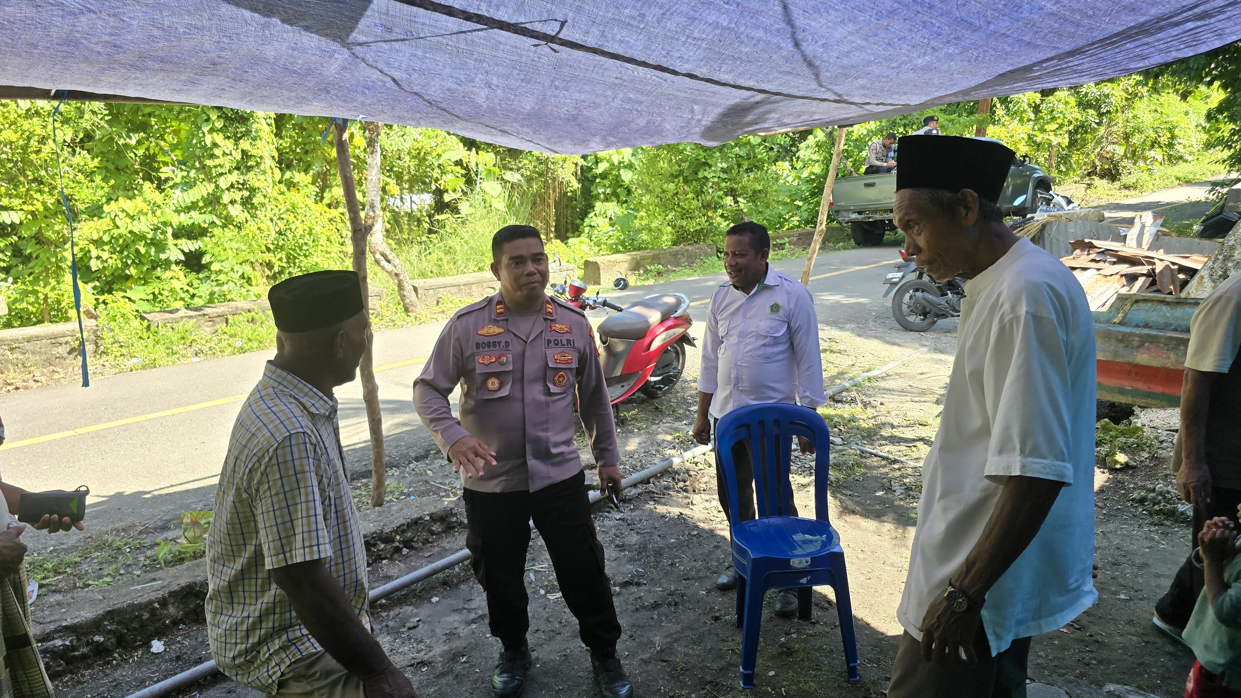 Kapolsek Pulau Haruku Sambangi Tokoh Pemuda Negeri Kailolo, Ajak Bersinergi Jaga Kamtibmas