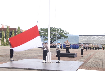 Upacara HKN Karo Ops Polda Maluku Tekankan Loyalitas dan Profesionalisme