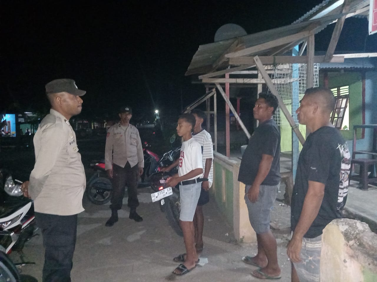 Giat Patroli Malam Guna Mewujudkan Situasi Kamtibmas Yang Kondusif Dan Memberikan Rasa Aman Dan Nyaman Kepada Masyarakat.