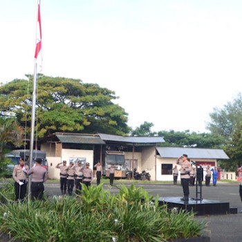 Polres Kepulauan Tanimbar gelar upacara bendera, peringati Hari Kesadaran Nasional