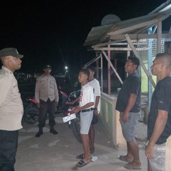 Giat Patroli Malam Guna Mewujudkan Situasi Kamtibmas Yang Kondusif Dan Memberikan Rasa Aman Dan Nyaman Kepada Masyarakat.