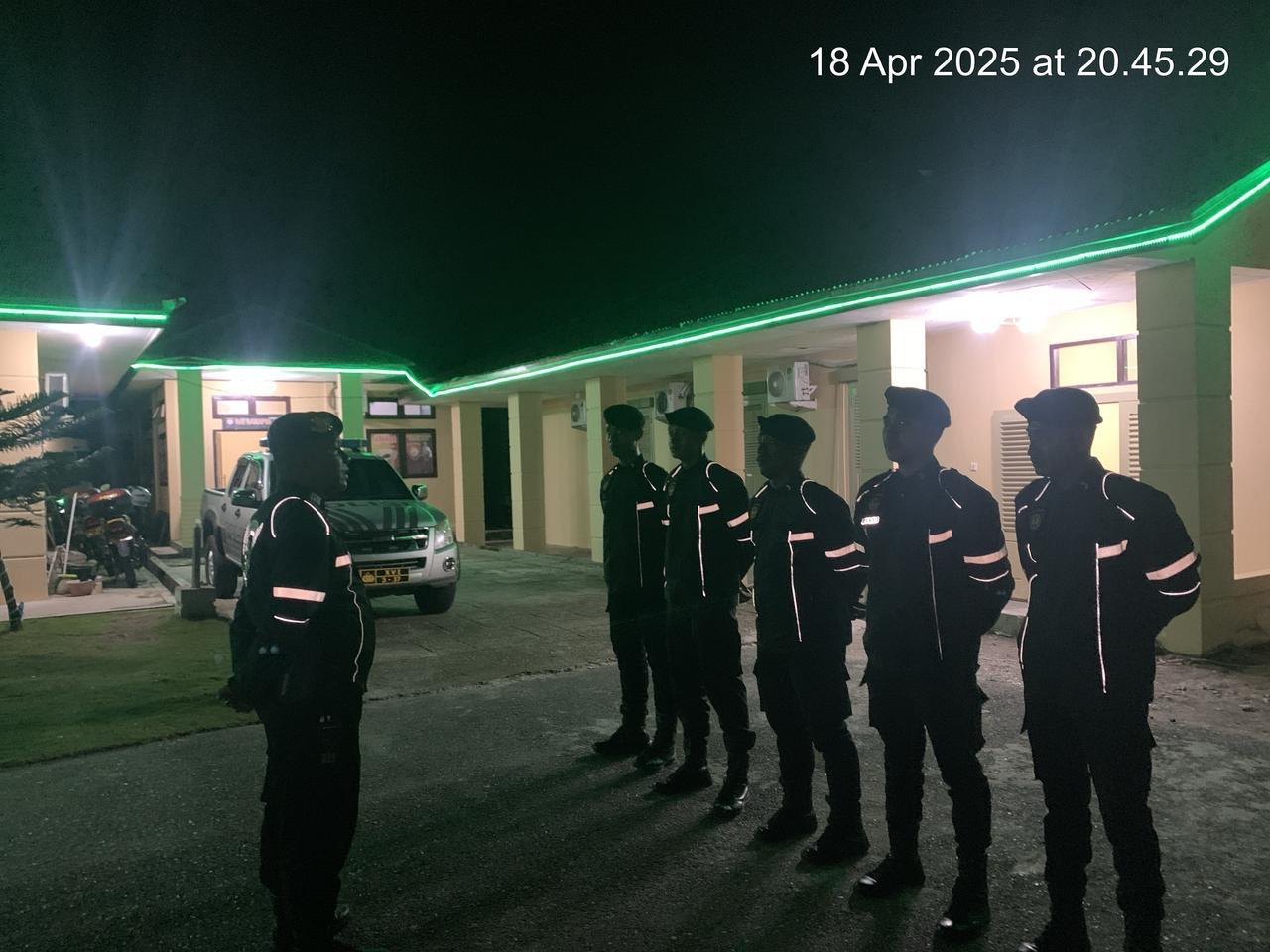 Blue Light Patrol Polres Buru Selatan Sasar Tempat Ibadah Pusat Keramaian dan Objek Vital.