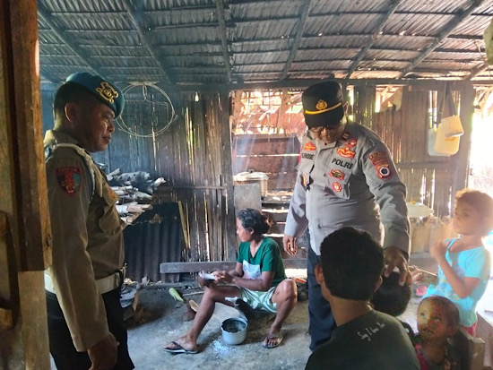Pantau aktivitas Masyarakat jelang Paskah, Polsek Kormomolin tingkatkan Patroli KRYD