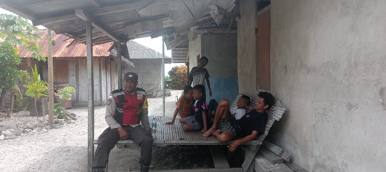 Bhabinkamtibmas Aipda Salawane Minta Warga Pro Aktif dan Jaga Kamtibmas