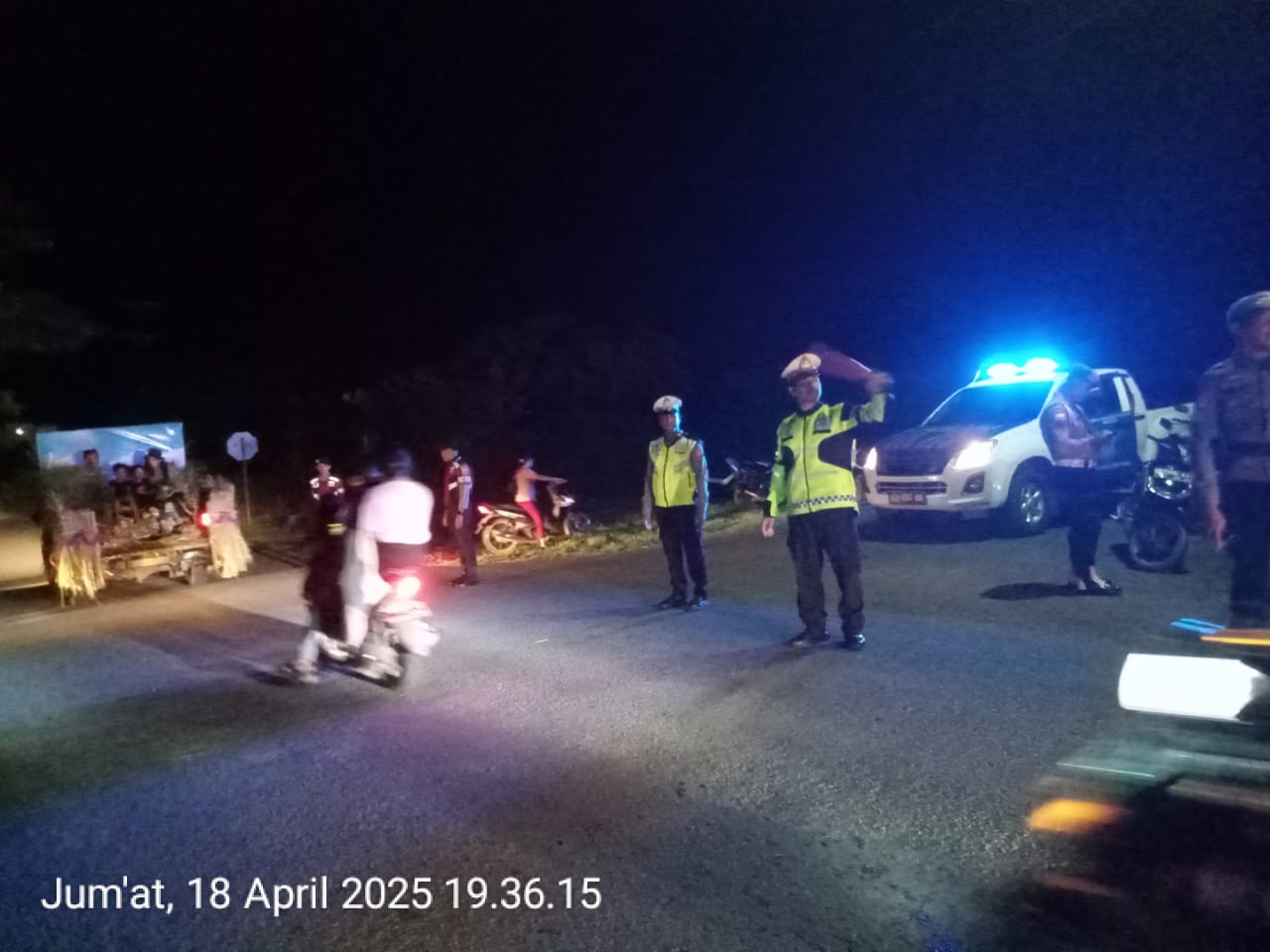 Sat Lantas Polres Maluku Barat Daya Patroli dan GaturcJalan Cegah Balapan Liar