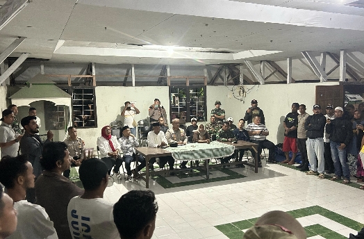Temui Warga Tulehu, Kapolresta Ambon Mengaku Kasus Penganiayaan di Tial Naik Penyidikan