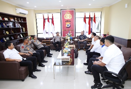 Kapolda Maluku Terima Kunjungan AFP, Div Hubinter dan Bareskrim Polri, Bicara Penanggulangan Penyelundupan Orang