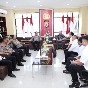 Kapolda Maluku Terima Kunjungan AFP, Div Hubinter dan Bareskrim Polri, Bicara Penanggulangan Penyelundupan Orang