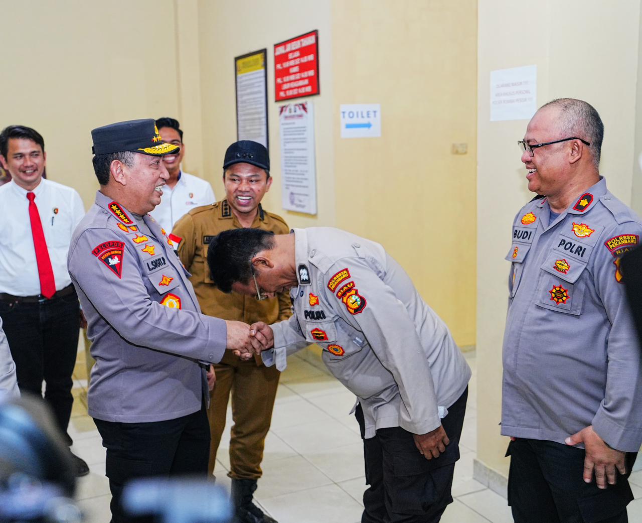 Apresiasi Personel Pemilik Pesantren Gratis, Kapolri Perwirakan Aiptu Jimmi