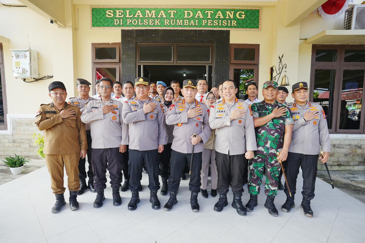 Pastikan pelayanan optimal, Kapolri Kunjungi Polsek Rumbai Pesisir