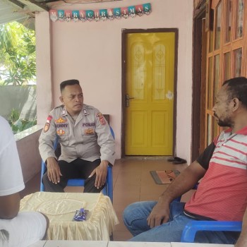 Bhabinkamtibmas Desa Tepa Bripka Romkeny Gelar Minggu Kasih, Ajak Warga Jaga Kamtibmas