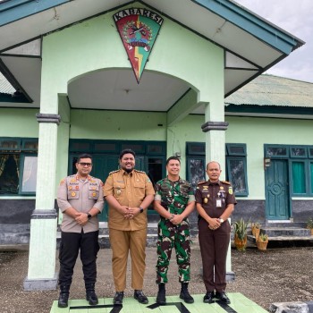 Pererat Sinergitas, Kapolres SBT Kunjungi Mako Kompi Senapan A Yonif 731 Kabaresi