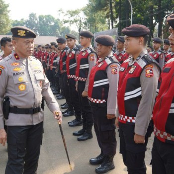 Apel Pengecekan kesiapan personel Korsabhara Baharkam Polri dalam pengamanan May day (hari buruh)