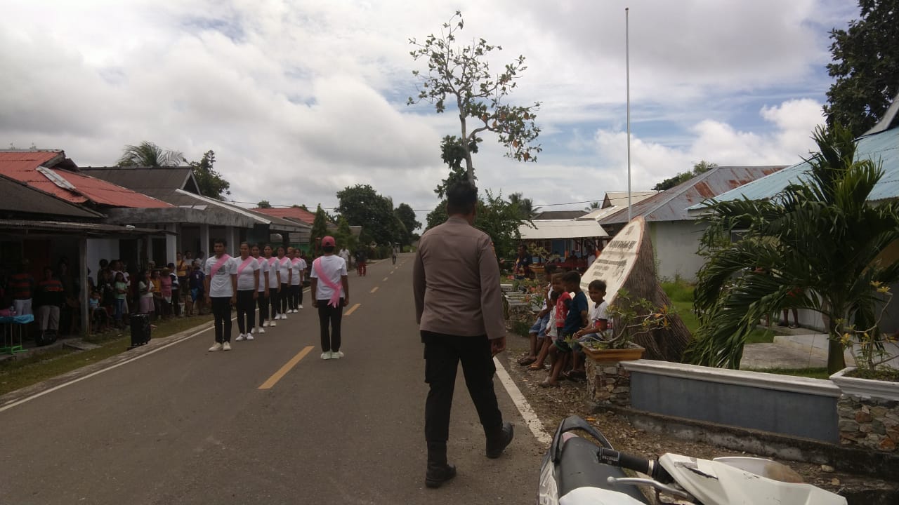 Polsek Babar Timur Amankan Lomba Gerak Jalan HUT Klasis GPM PP. Babar Timur Tahun 2025