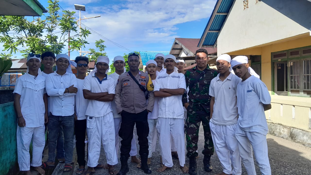 Kepolisian Amankan Kegiatan Perarakan Tiang Alif di Negeri Kulur