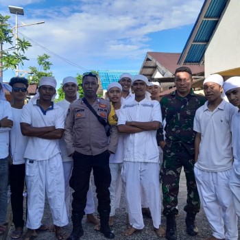 Kepolisian Amankan Kegiatan Perarakan Tiang Alif di Negeri Kulur