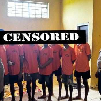 Personel Sat Tahti Polres MBD Mengecek Tahanan, Pastikan Kondisi Tahanan Baik dan Sehat kondusif
