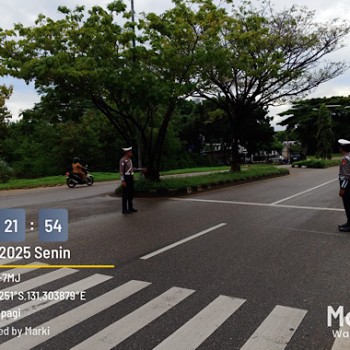 Jaga keselamatan Masyarakat, Sat Lantas Polres Kepulauan Tanimbar tingkatkan pengaturan di pagi hari