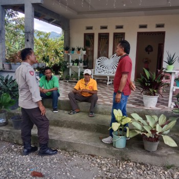 Bhabinkamtibmas Negeri Jerili Bripka Arifin Husain Kembali Gelar Giat sambang