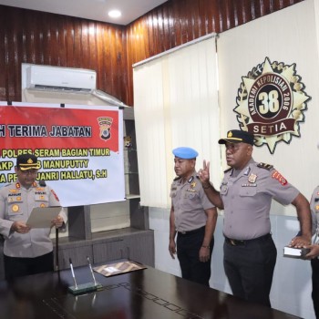 Kapolres SBT Pimpin Serah Terima Jabatan Kasipropam