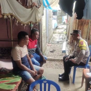 Bhabinkamtibmas Desa Tepa Bripka Romkeny Tekankan Warga Berperan Aktif  Jaga Kamtibmas