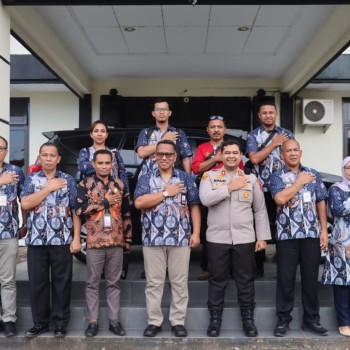 Jalin Silaturahmi, Kapolres SBT Terima Kunjungan Kakanwil Maluku