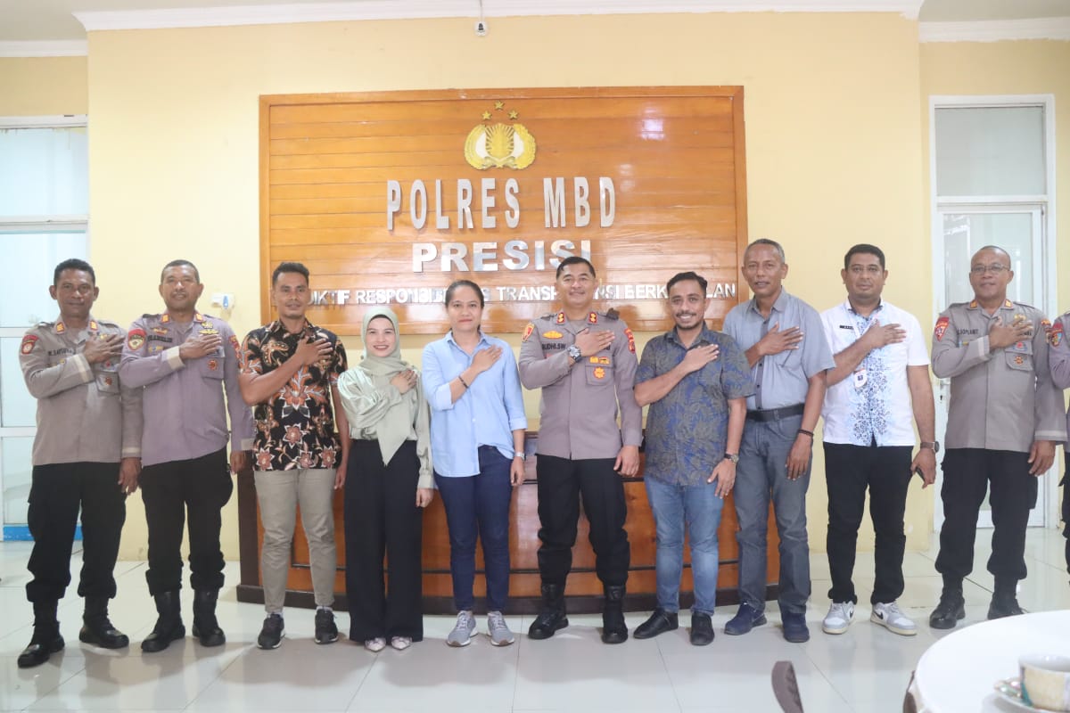 Pererat Sinergitas, Kapolres Maluku Barat Daya Terima Kunjungan Silaturahmi KPU Kabupaten MBD