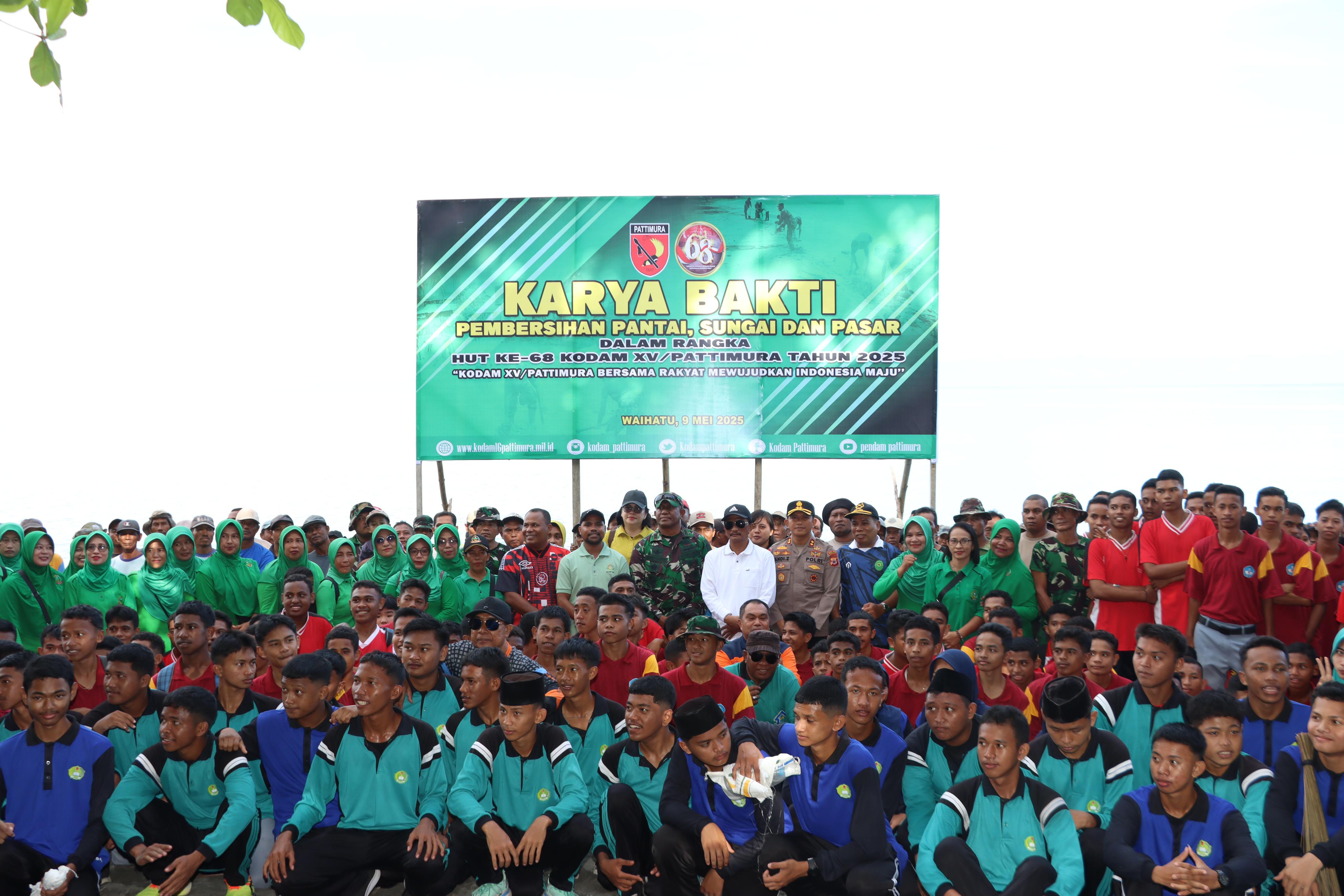 Kapolres Seram Bagian Barat Apresiasi Kegiatan Karya Bhakti Pembersihan Pantai dalam Rangka HUT ke-68 Kodam XV/Pattimura.