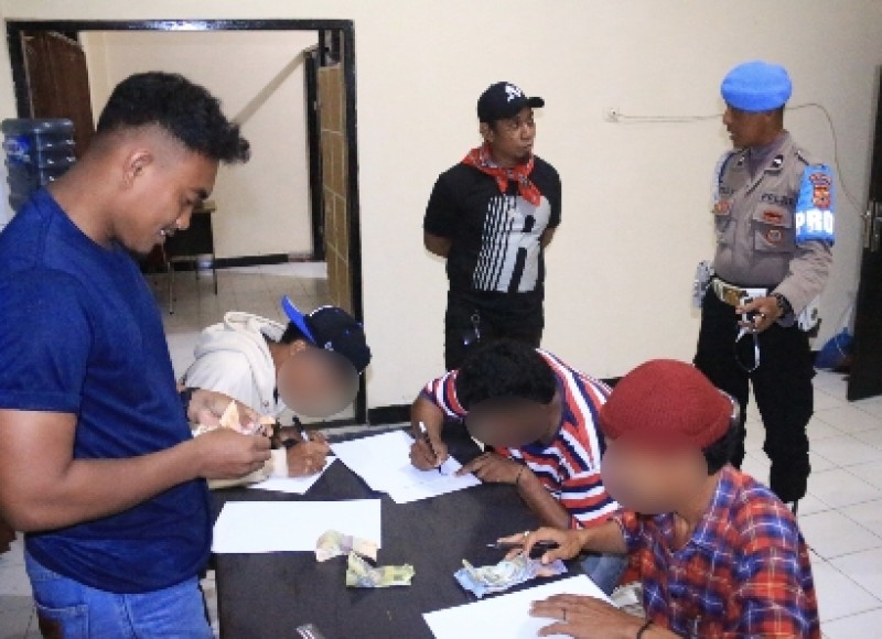 Satgas Ops Pekat Salawaku Polda Maluku Gelar Penertiban Parkiran Liar, Tiga Pelaku Pungli Diamankan