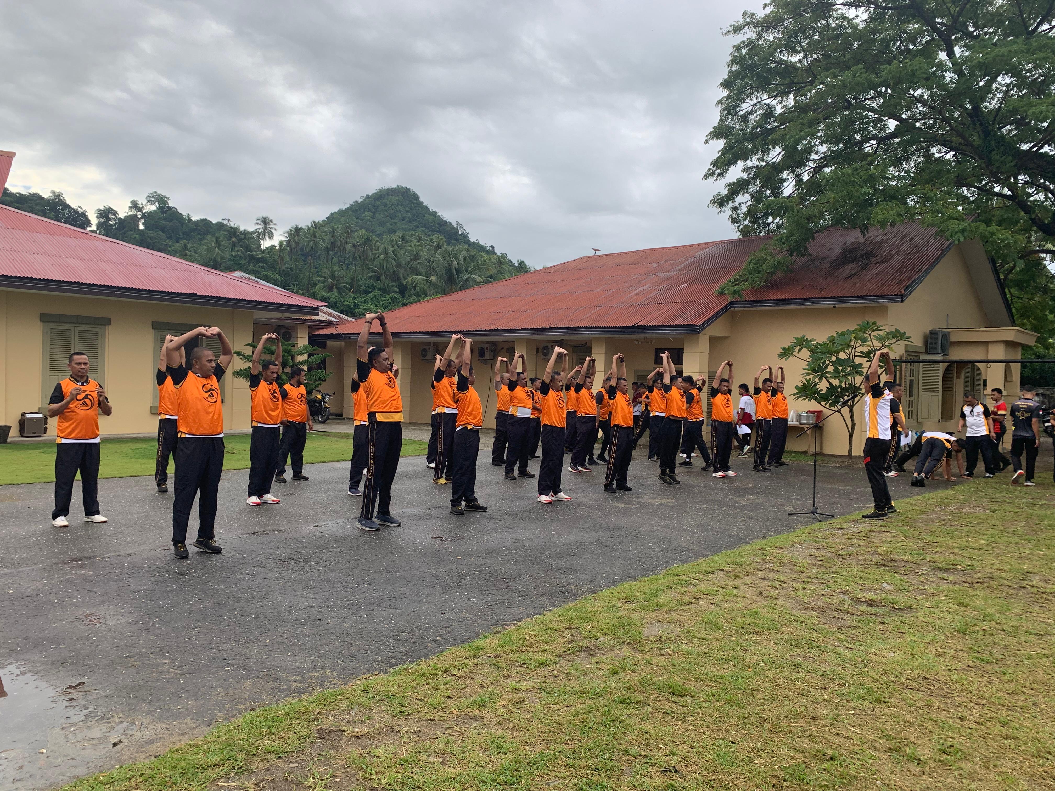 Polres Buru Selatan Laksanakan, Tes Kesemaptaan Jasmani Semester 1 Tahun 2025