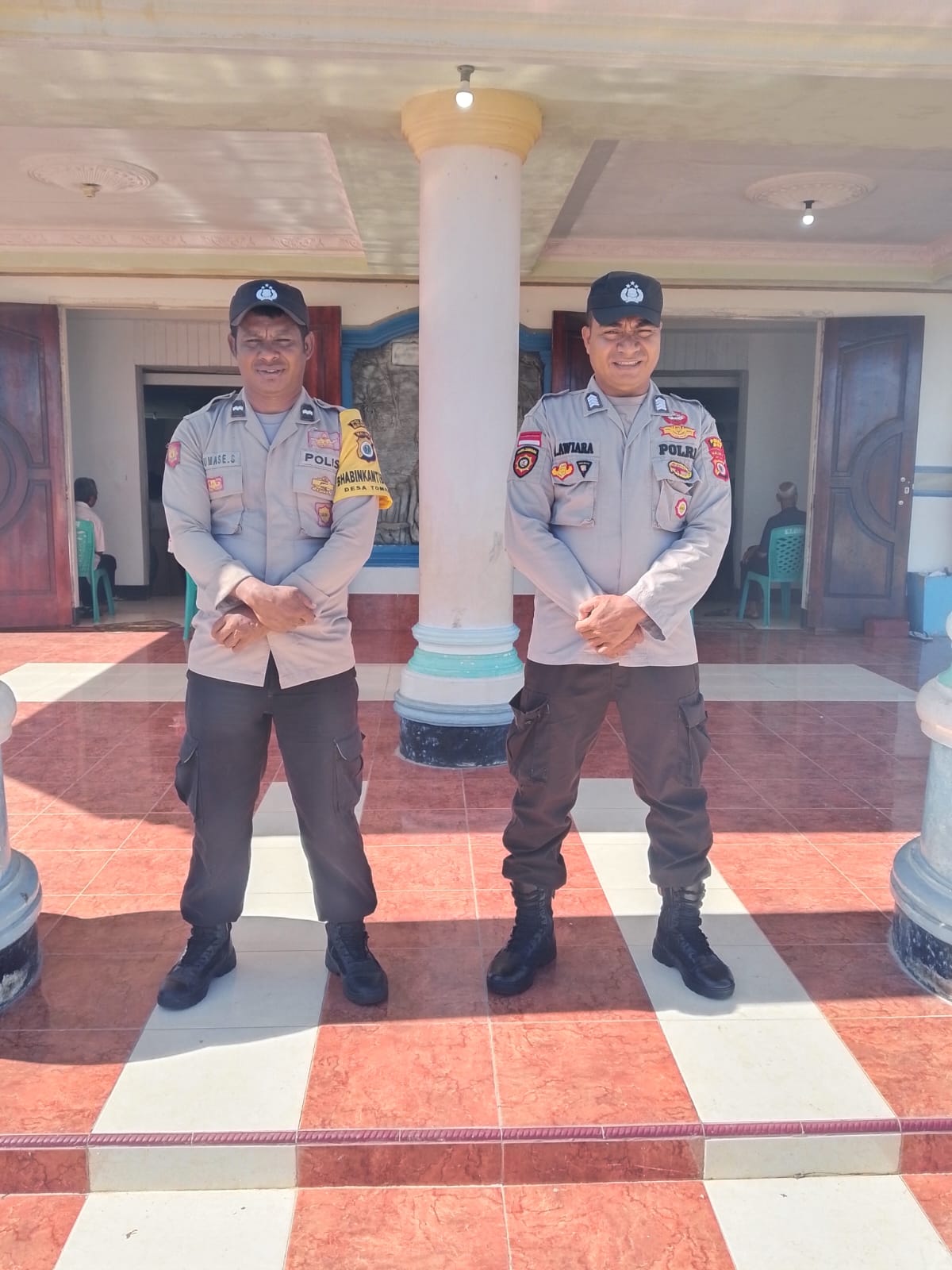 Polsek Serwaru Hadir Berikan  Pengamanan, Makmurkan Tempat Ibadah