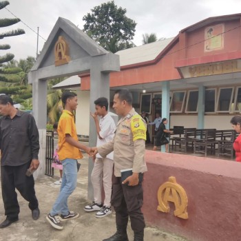 Polsek Tepa Amankan Tempat Ibadah, Pastikan Kamtibmas Berjalan Kondusif