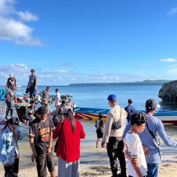 Sat Polairud Polres MBD Ingatkan Operator Speed Boat Pastikan Pemuatan Sesuai Aturan dan jaga kamtibmas
