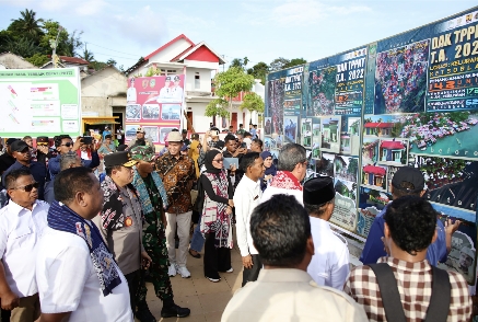 Kapolda Maluku Apresiasi Launching 100 Hari Kerja Pemkot Tual dan Ground Breaking Penataan Pemukiman Waerhir