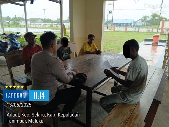 Selesaikan masalah KDRT, Bhabinkamtibmas Desa Adaut I hadirkan Pasutri