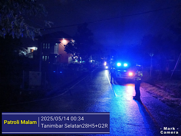 Satuan Lalu Lintas Polres Kepulauan Tanimbar optimalkan Patroli Blue Light di malam hari