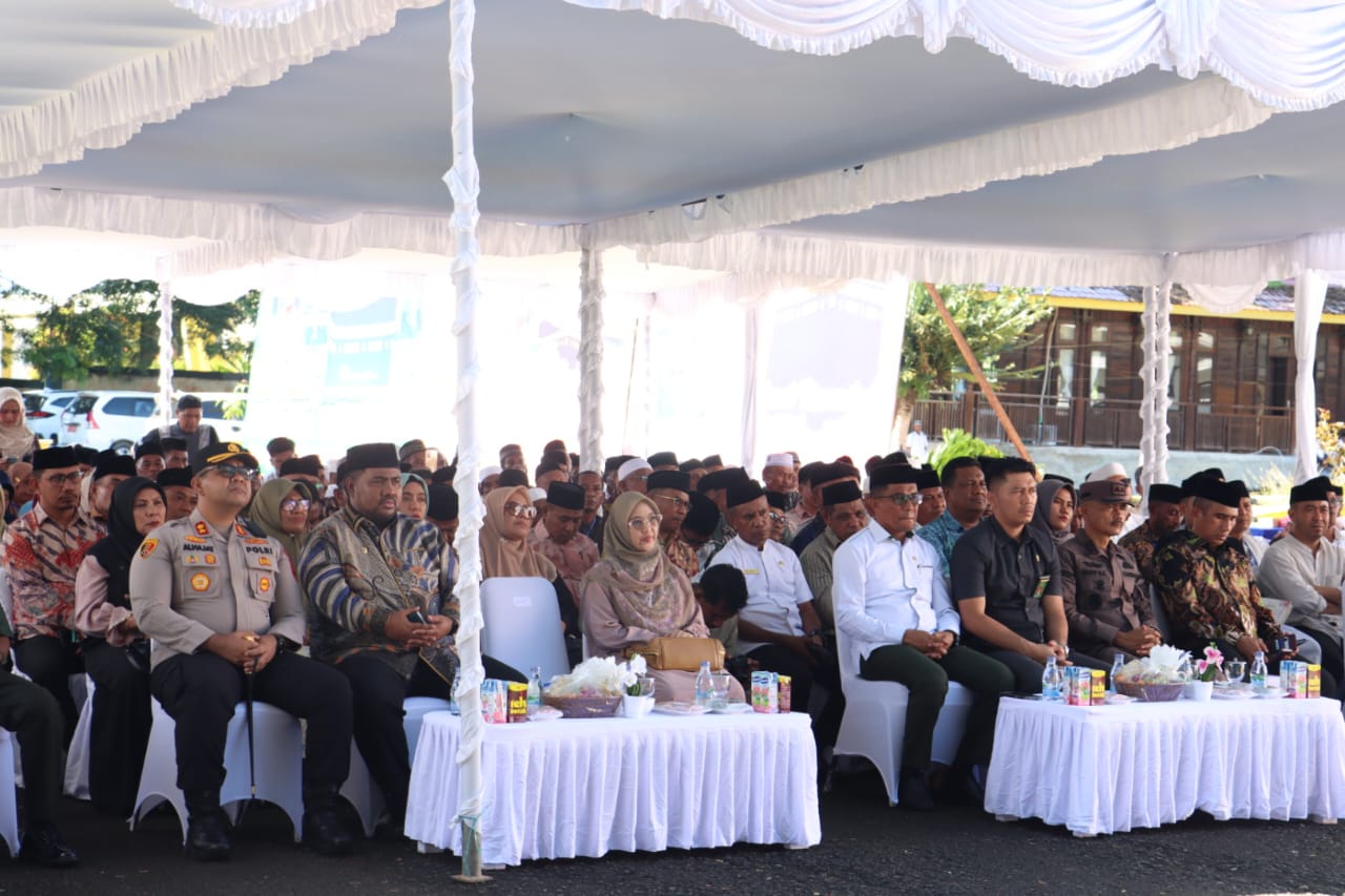 Kapolres SBT Hadiri Pelepasan Jamaah Haji Kab. SBT