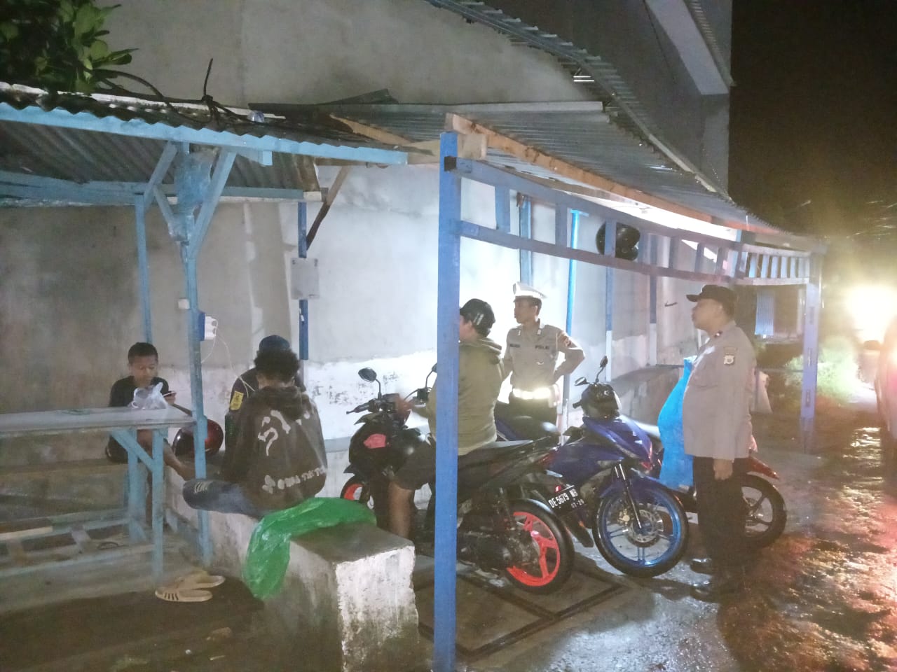 CIPTA KONDISI KAMTIBMAS, POLSEK TELUK AMBON GELAR PATROLI RUTIN DI SEJUMLAH TITIK RAWAN