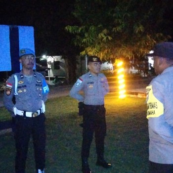 Polsek Kisar Gelar Patroli Malam, Himbau Warga Pelihara Stabilitas Kamtibmas