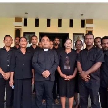Apresiasi Aparat Keamanan, Pdt. Gerhard Talakua Ajak Masyarakat Rumah Olat Jaga Kamtibmas