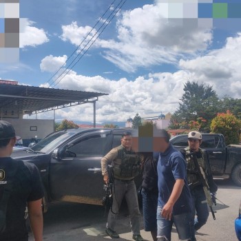 Tindakan Tegas Satgas Ops Damai Cartenz Terhadap Oknum Anggota Polri Penjual Amunisi di Papua Pegunungan
