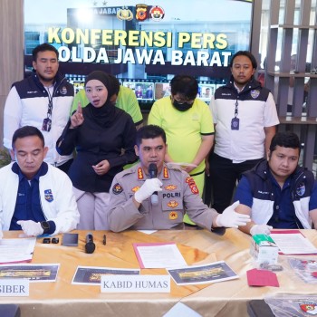 Polda Jabar Amankan Dua Pelaku Judi Online di Tangerang