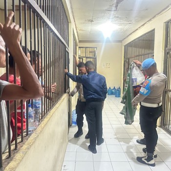 Antisipasi tindakan tahanan yang tidak diinginkan, Piket Fungsi Polres Kepulauan Tanimbar lakukan pemeriksaan