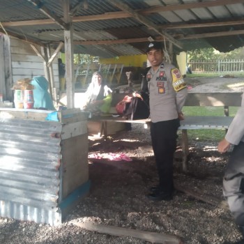 Kembali Polsek Amahai Laksanakan Patroli Coling System Pada Tempat Wisata