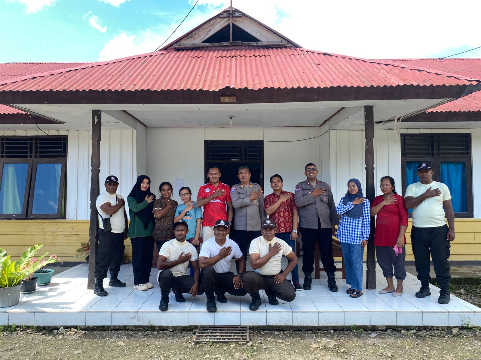 Kembali Kasat Binmas Polrses Maluku Tengah Laksanakan Minggu Kasih