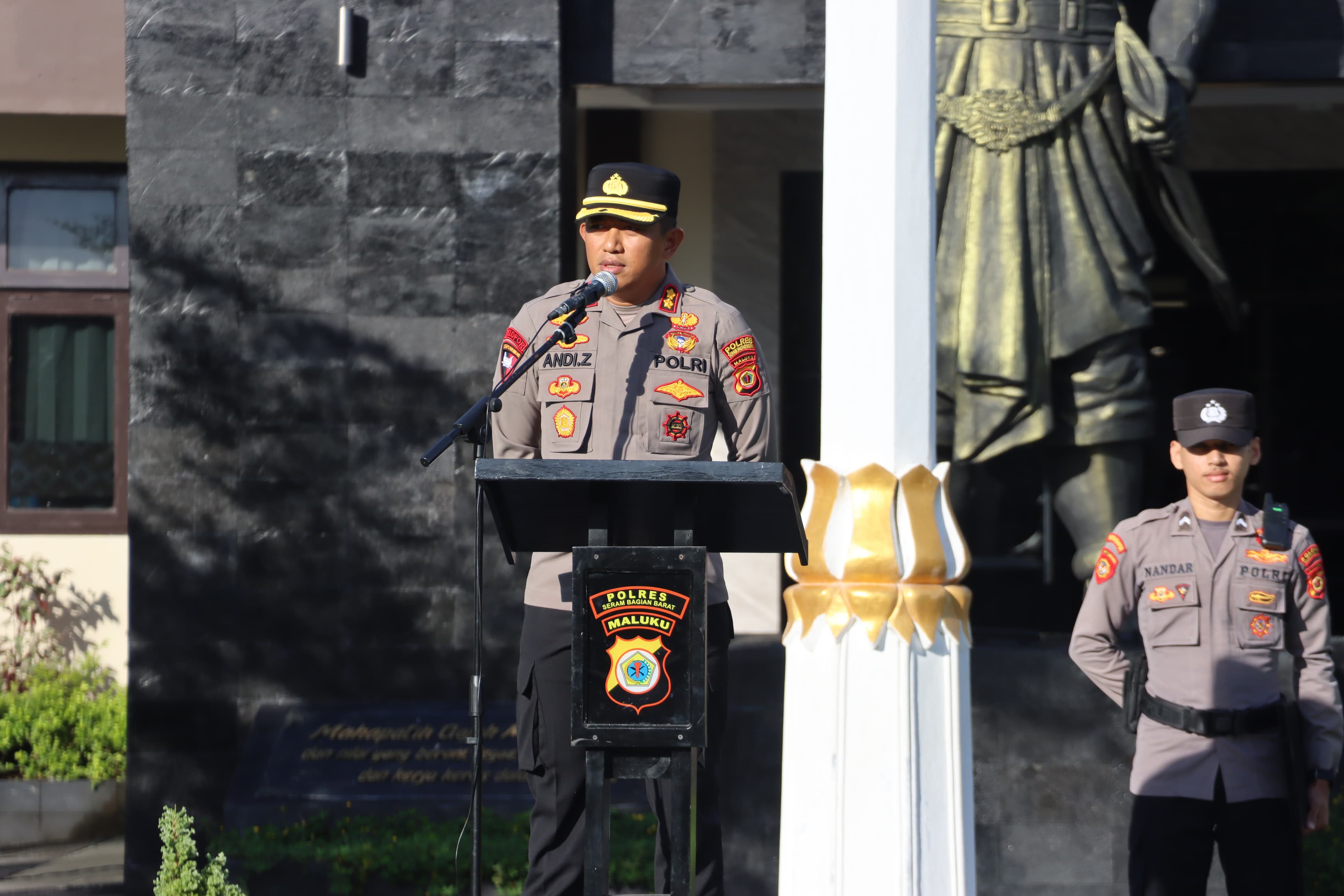 Kapolres SBB Tekankan Disiplin dan Profesionalisme dalam Apel Pagi