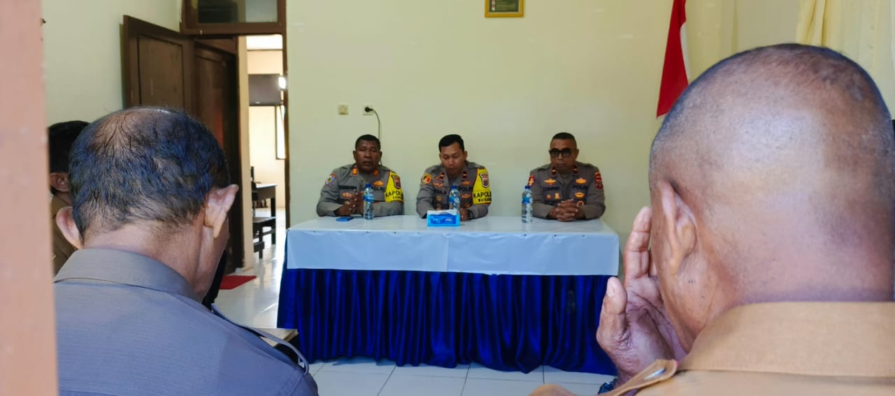 Mediasi Damai Antara Warga Lohiatala dan Kamarian Berlangsung Lancar, Kepala Desa Apresiasi Langkah Polri