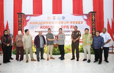 Wakil Ketua Komisi III beserta Rombongan Kunjungi Polda Maluku